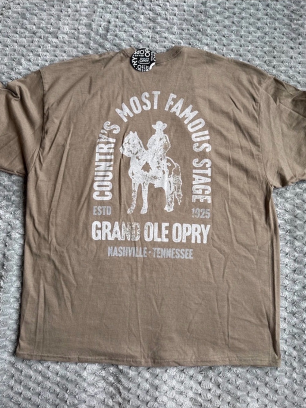 Grand Ole Opry Nashville TN Country’s Most Famous Stage Graphic T-Shirt 2XL NWT